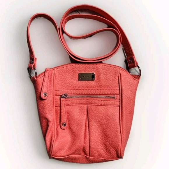 Nine‎ West Coral Pink Leather Crossbody Fold In Bag Purse Excellent  Condition - Picture 1 of 12